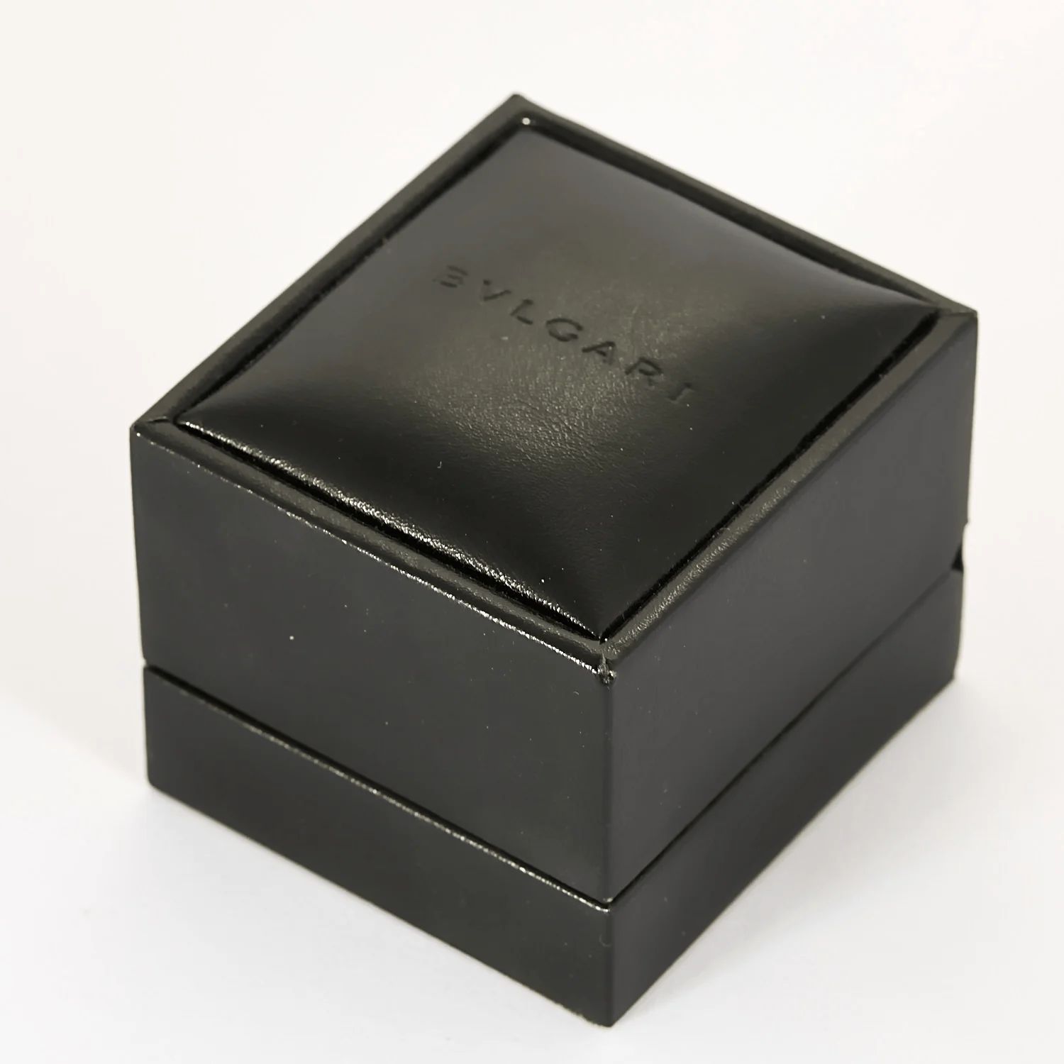BULGARI - B zero 1 - Wedding band in white gold  - Image 10