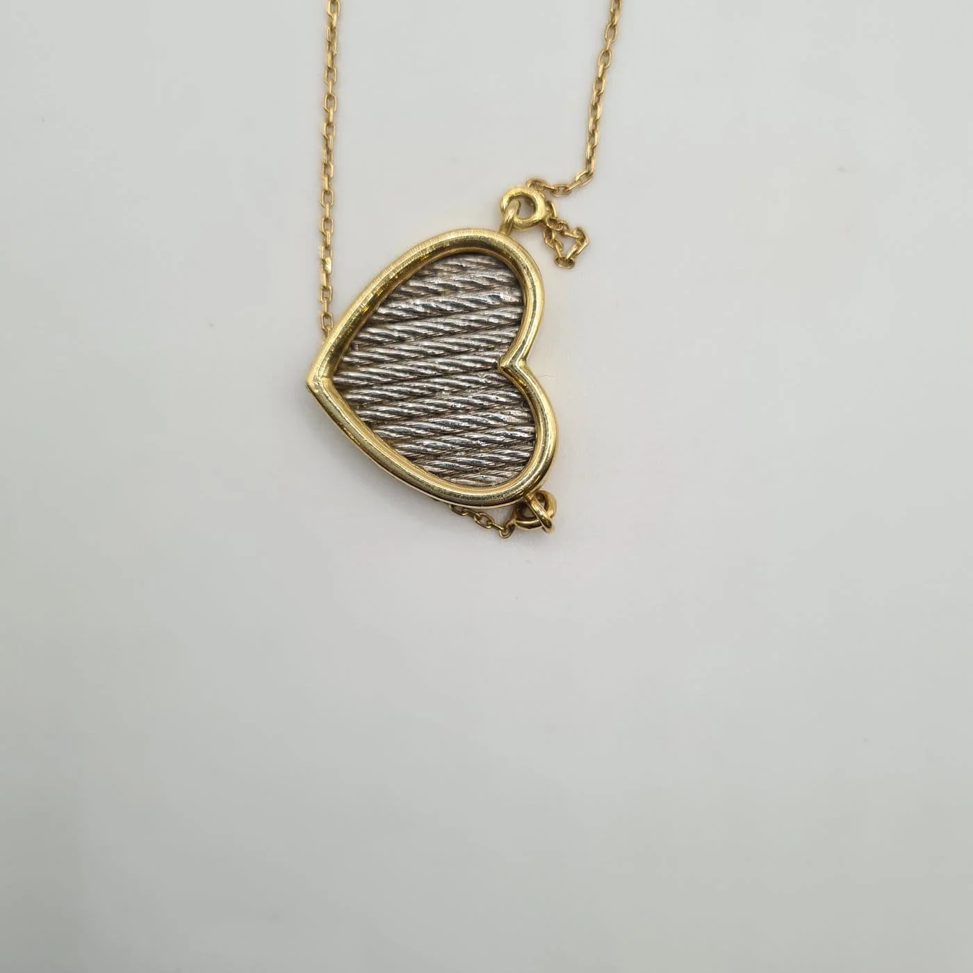 18k yellow gold heart necklace  - Image 4