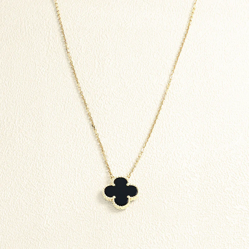 Van Cleef & Arpels Alhambra Onyx Yellow Gold Necklace 