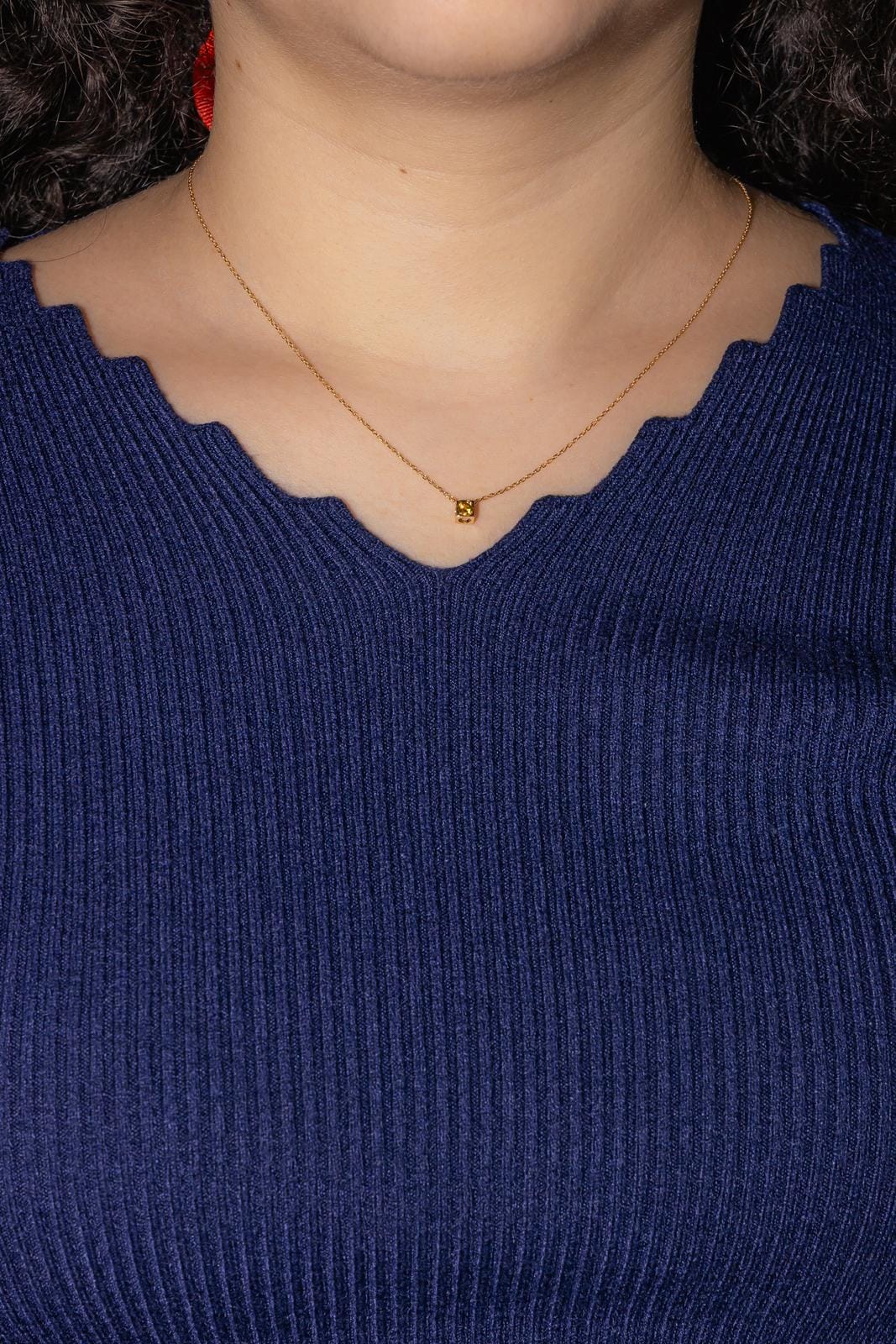 Dinh Van Yellow Gold Cube Necklace Yellow Sapphire  - Image 2