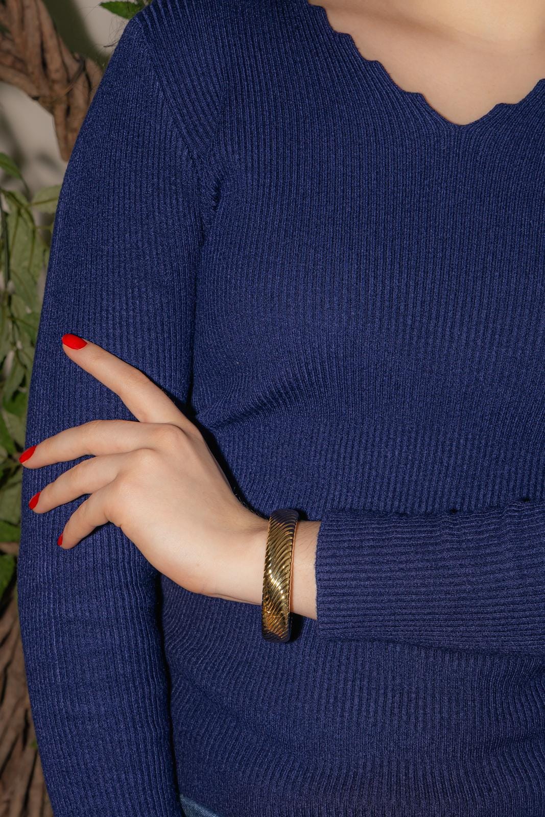 Fred Yellow Gold Bangle Bracelet  - Image 2