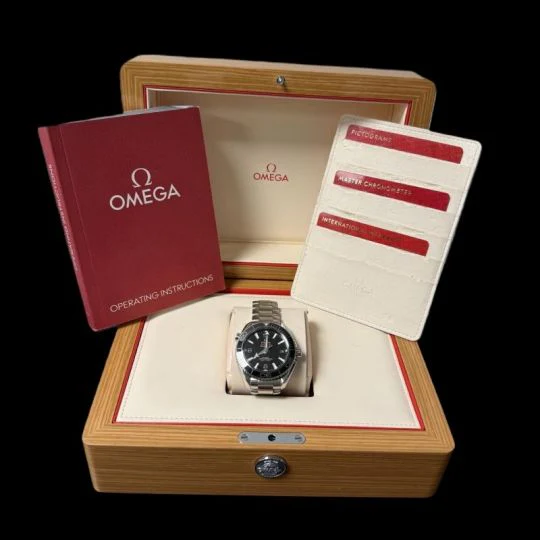Omega Seamaster Planet Ocean Watch  - Image 12