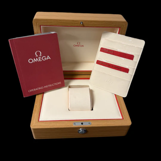 Omega Speedmaster Date Chronograph Watch - Image 12