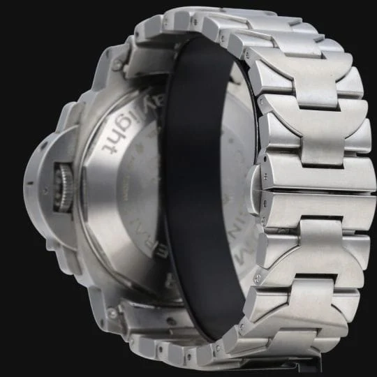 Panerai Luminor Watch  - Image 9