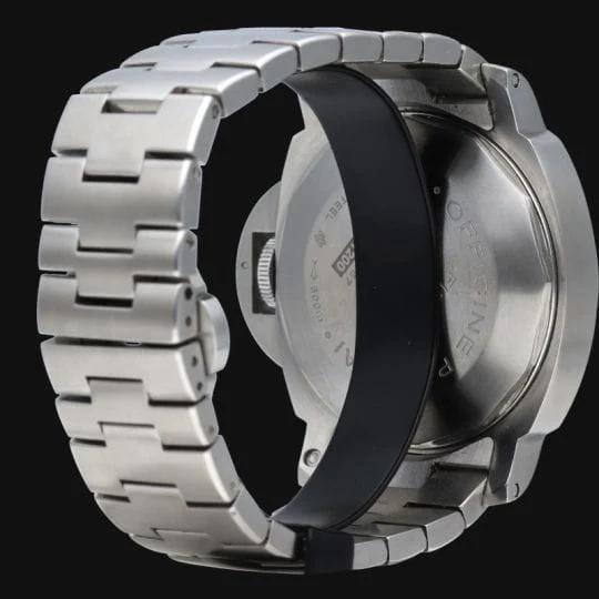 Panerai Luminor Base Watch  - Image 8