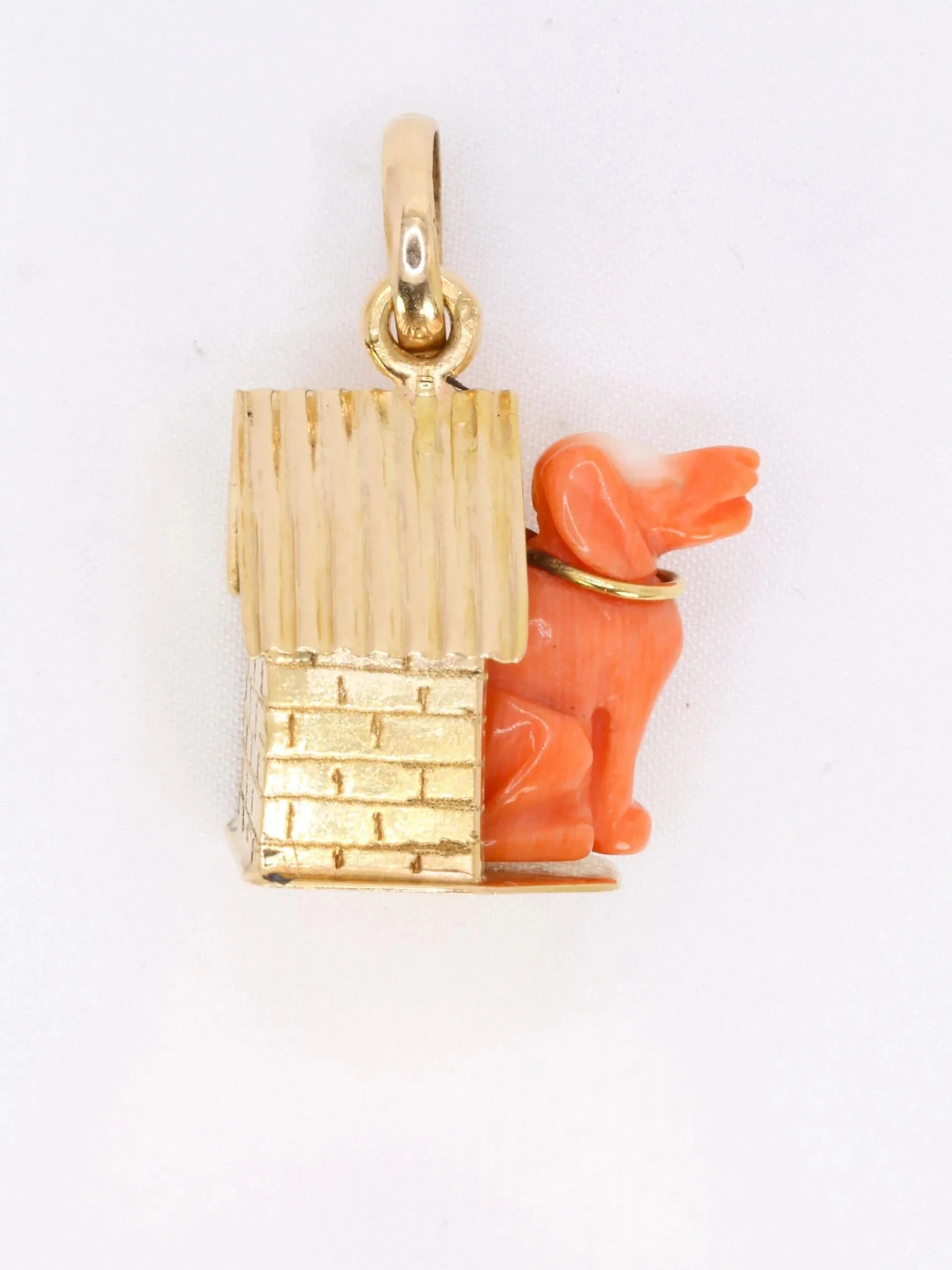 Yellow gold coral dog charms pendant - Image 4