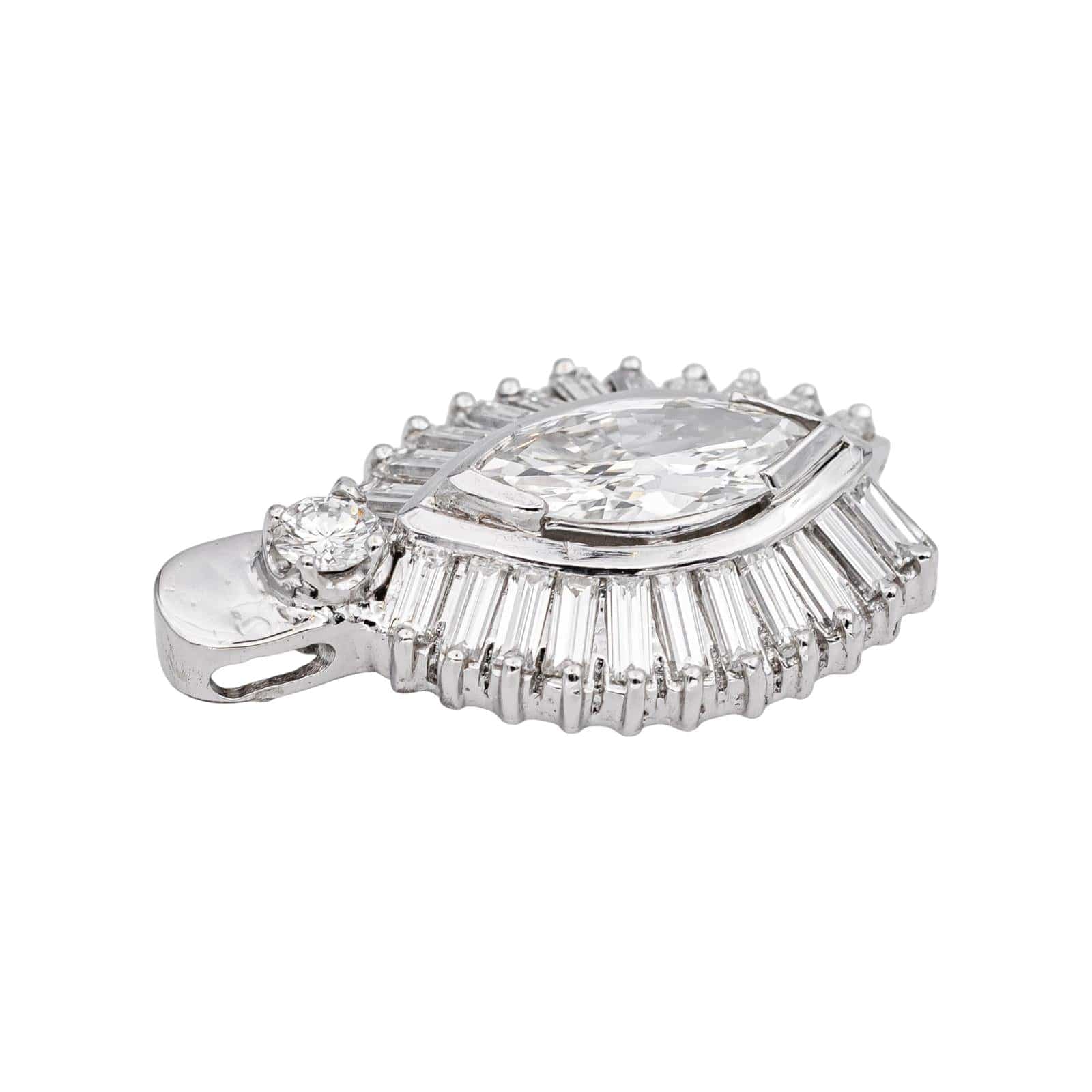 White gold diamond pendant  - Image 4