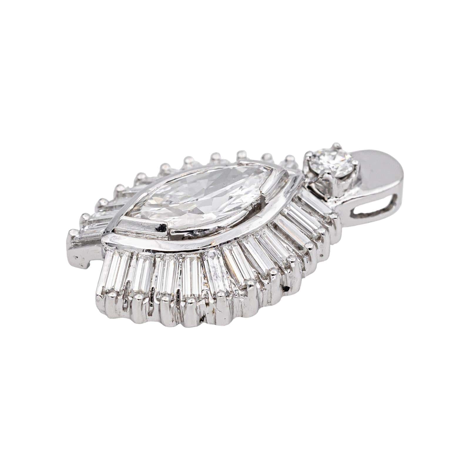 White gold diamond pendant  - Image 7