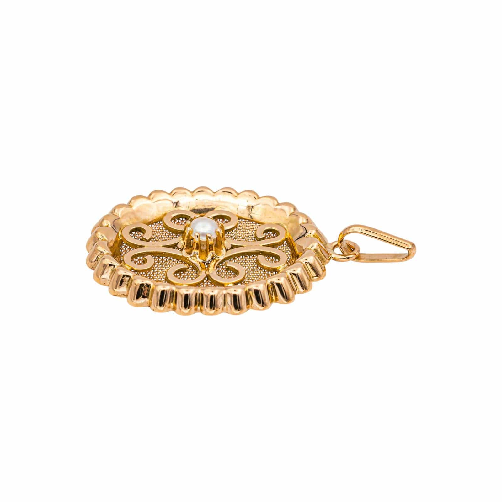 Yellow gold pendant with half fine pearl  - Image 5