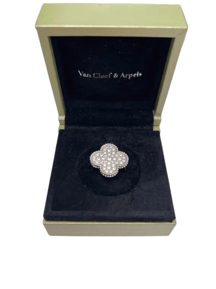 Van Cleef & Arpels Magic Alhambra - Gold and diamond ring 
